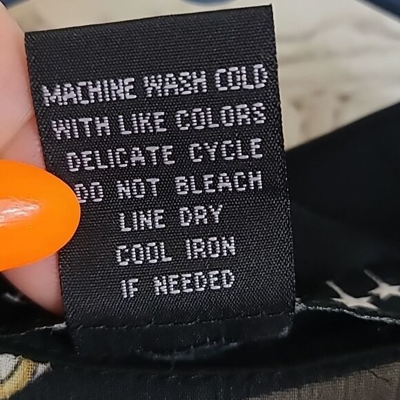 Living Doll LA Women's Size Medium Multi-Color Scarf Print Sleeveless Blouse Top - Picture 9 of 9